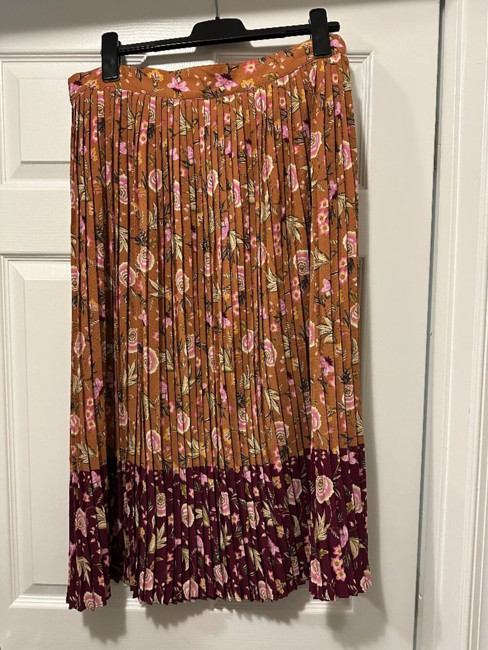 Loft Floral Pleated Midi Skirt